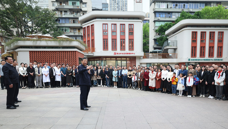 2024.4.26习近平在重庆考察时强调进一步深化改革开放不断谱写中国式现代化重庆篇章蔡奇陪同考察 2.jpg