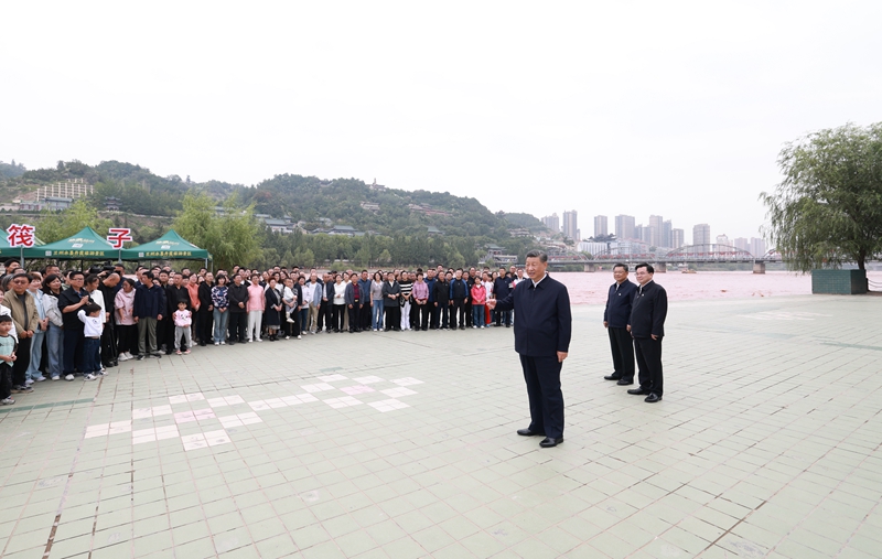 2024.9.25    习近平在甘肃考察时强调深化改革勇于创新苦干实干富民奋力谱写中国式现代化甘肃篇章在路上考察蔡奇陪同考察2.jpg