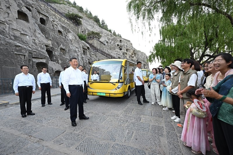 2025.5.21    习近平在河南考察时强调坚定信心推动高质量发展高效治理奋力在中原大地谱写中国式现代化新篇章2.jpg