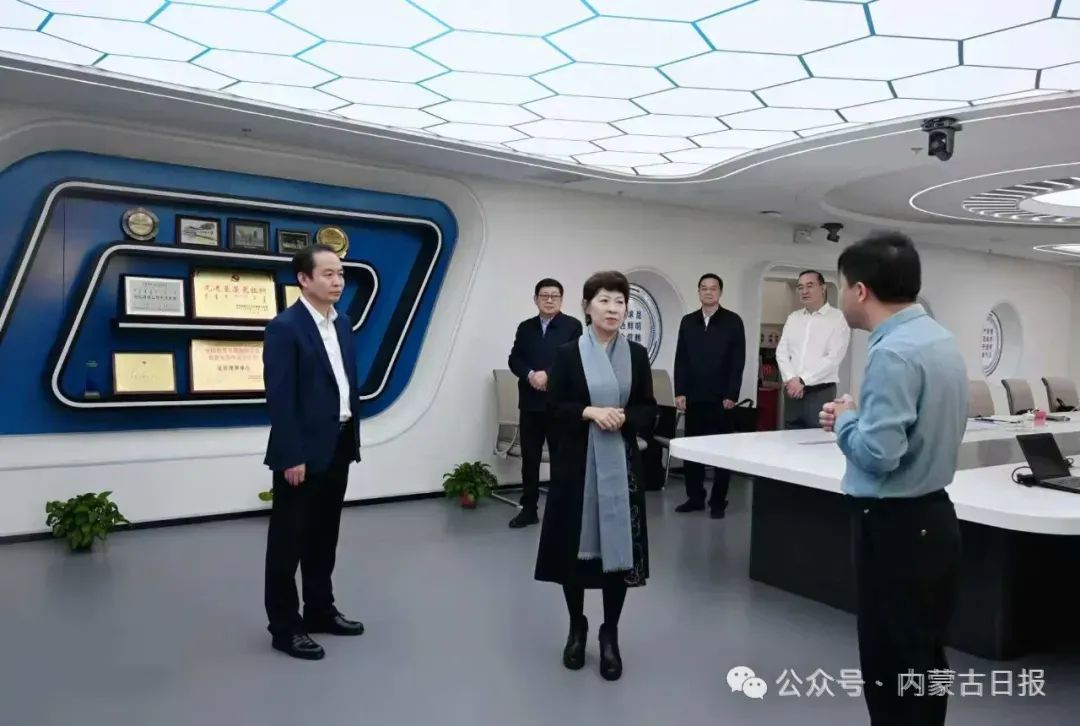 2025.5.21王莉霞调研高考备考工作1.jpg